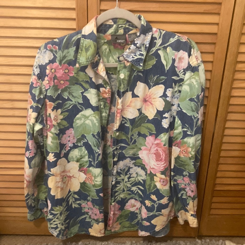 Vintage Liz Claiborne Floral Chambray button-down